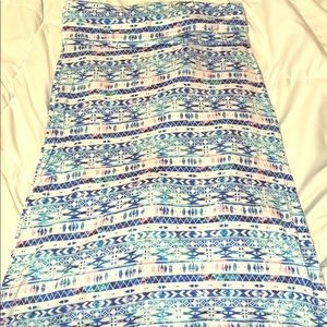 Super Cute Patterned Maxi Skirt!